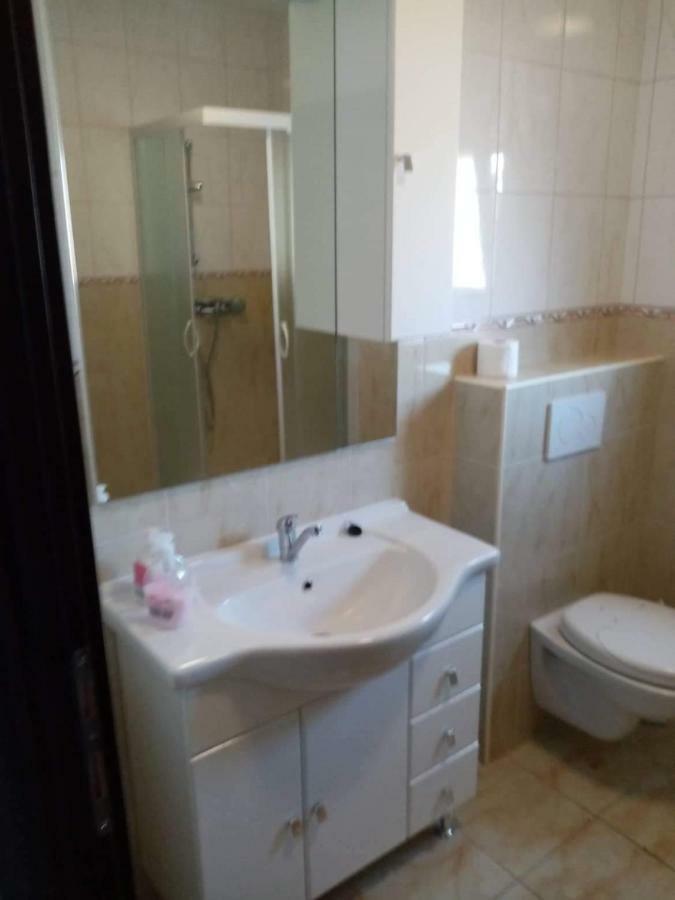 Apartments Luki Trogir Exterior foto